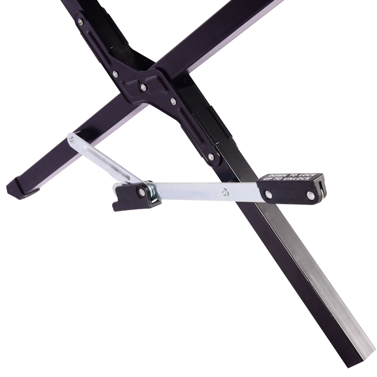 Cama de camping al aire libre con bolsillos laterales