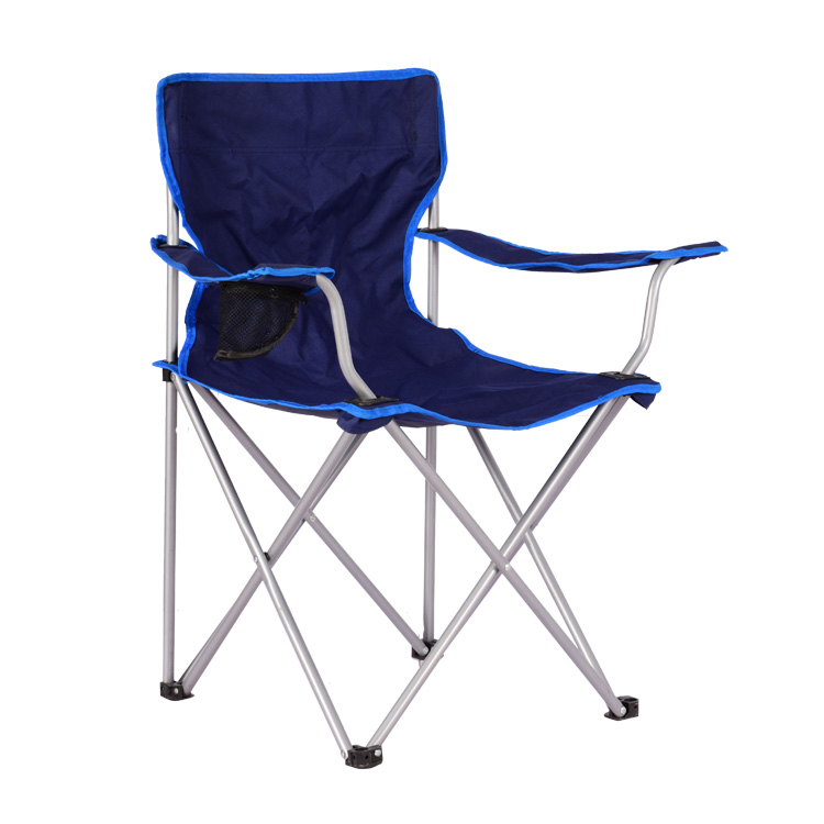Pequeña silla de camping plegable de acero